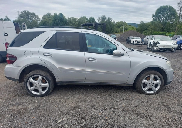 Mercedes-Benz ML cena 11300 przebieg: 289000, rok produkcji 2006 z Stopnica małe 232